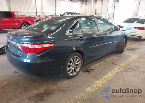 2015 Toyota Camry Hybrid из США, поврежденный, VIN 4T1BD1FK1FU143967